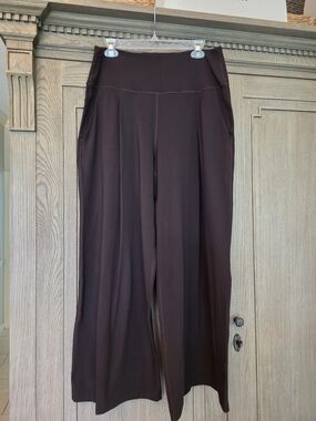 lululemon Align Palazzo 12 Short Walnut Crunch